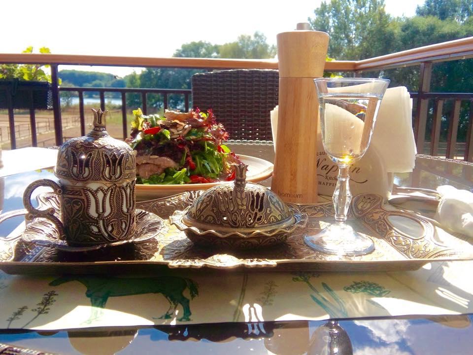 Tamerlan Khmelʼnytsʼkyy Extérieur photo